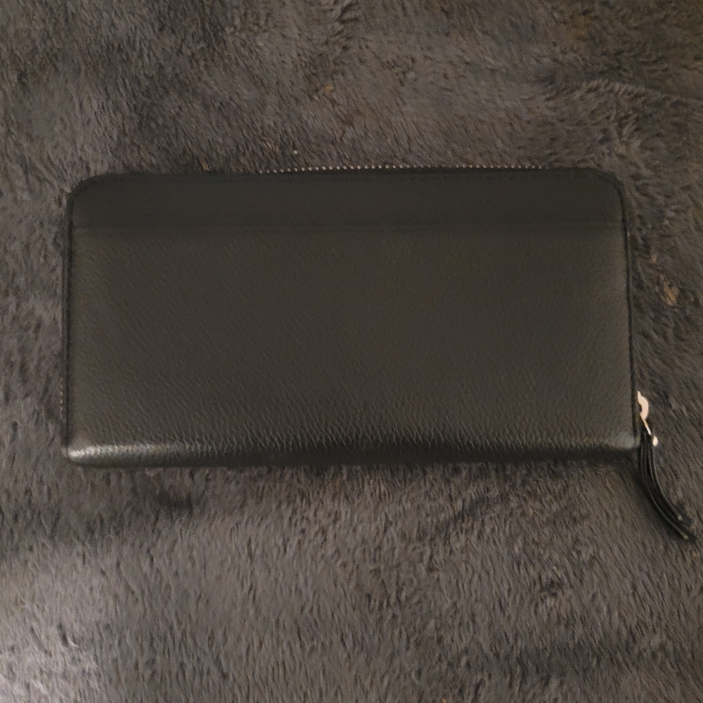 Kate Spade - Picture 2 of 3